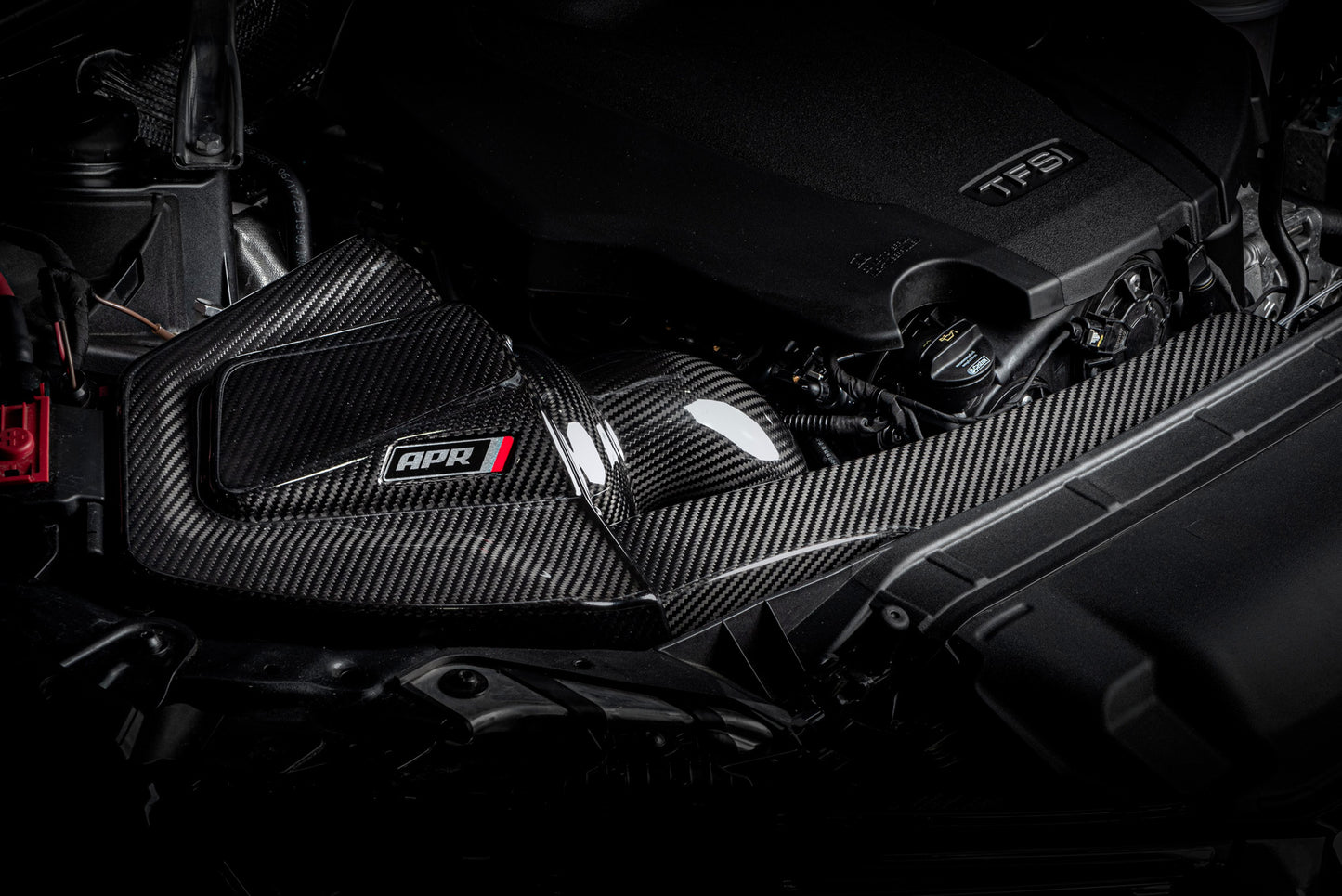 APR CI100036 - Carbon Fiber Intake - 2.0T A4/A5 (B9)