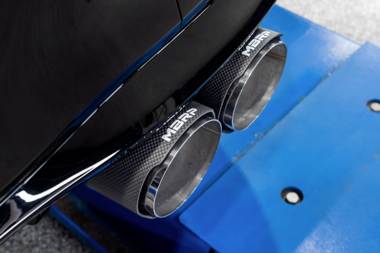MBRP - ARMOR PRO Cat-Back Stainless Exhaust System - Carbon Fiber Tips