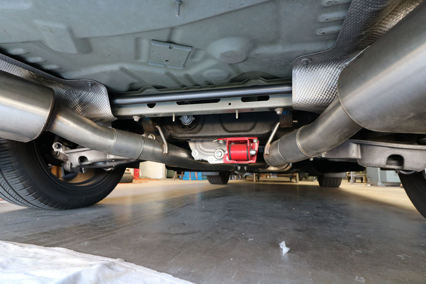 SDG/HSF 2020+ Ford Explorer Rear Sway Bar