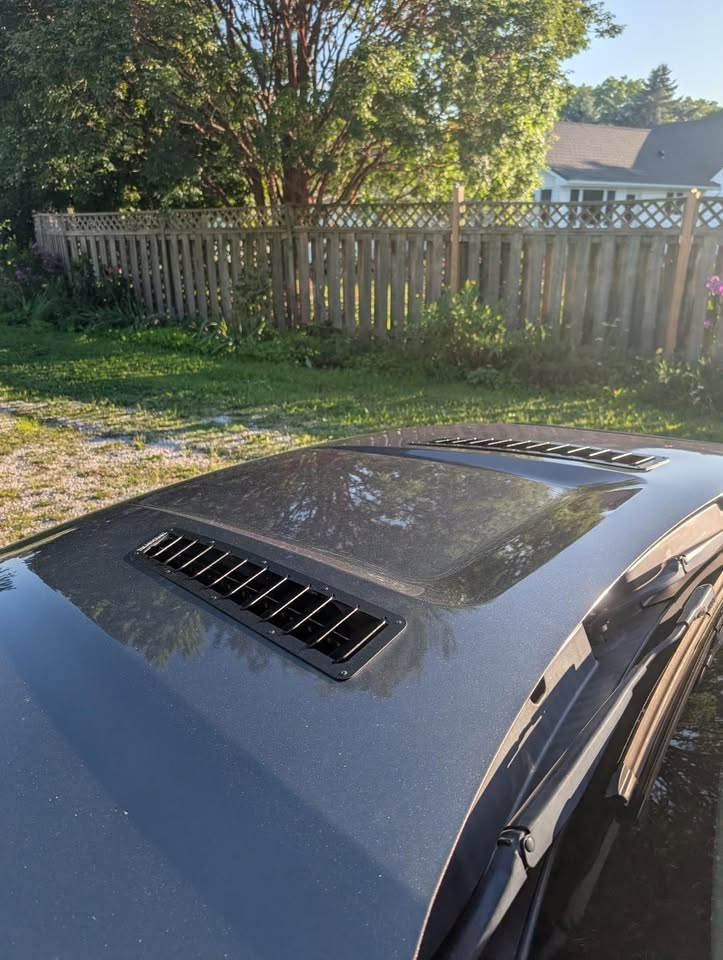 Ford Explorer (All Generations 1991 - Current) Hood Louver Kit
