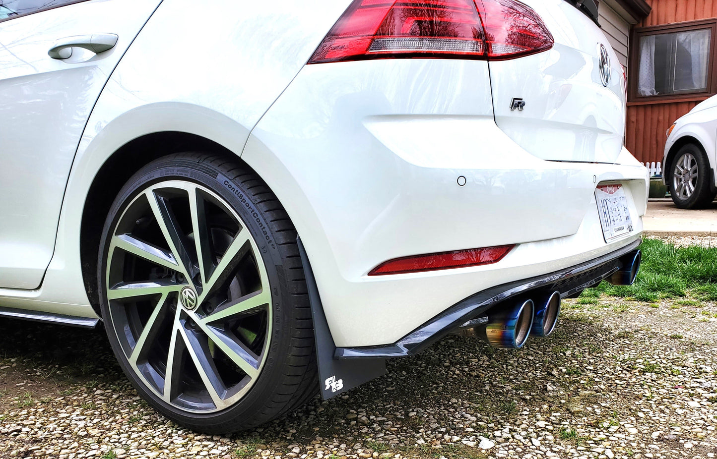 Invidia - Q300 Series Cat-Back Stainless Exhaust System - Rolled Titanium Tips